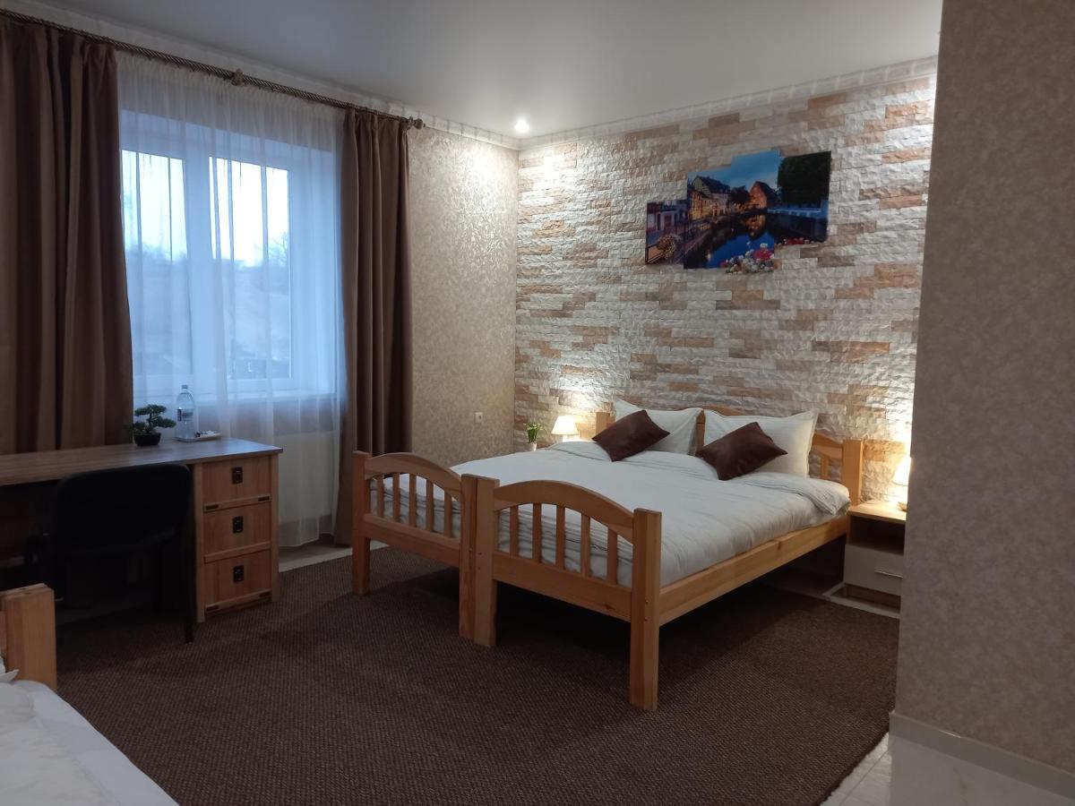 Готель River House Umanʼ Exteriör bild